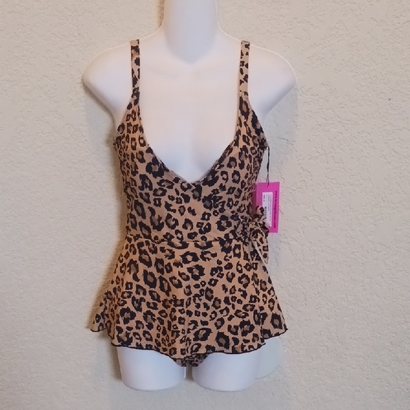Betsey Johnson Other - Betsey Johnson Leopard Love Print Bathing Suit Dress Size Small